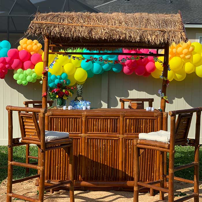 5 Piece Tiki Bar with Thatched Top
